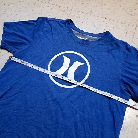 Hurley | Blue Men's T-Shirt - Picture 9 of 9